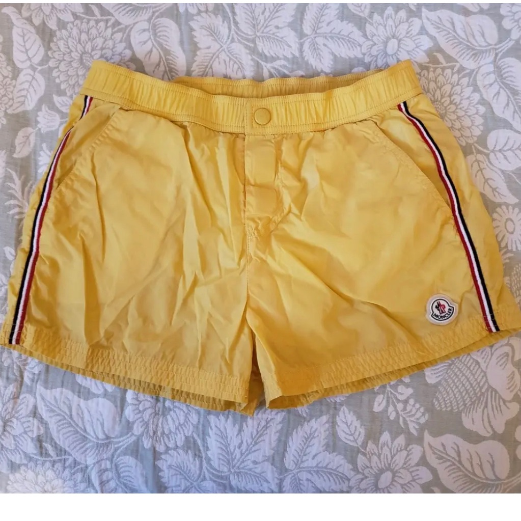 Auth Moncler 6t